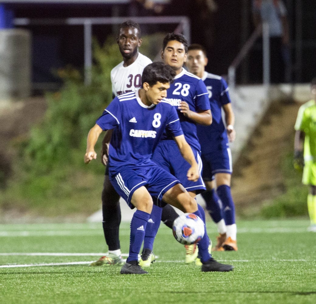 1106_sports_mens_soccer_coc_CR_02