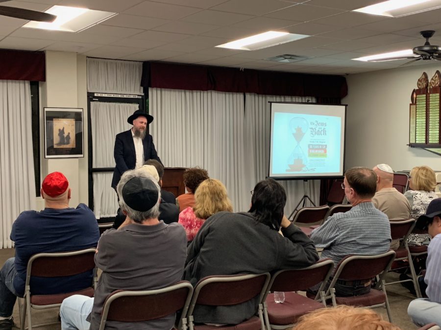 Rabbi visits Santa Clarita to discuss anti-Semitism