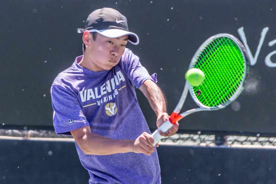 Valencia takes home league titles in singles and doubles competition