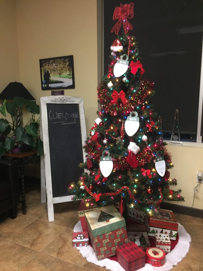 Home Instead organizes secret Santa for seniors
