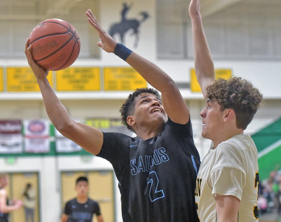 Saugus boys hoops continues to right the ship with win over Canyon