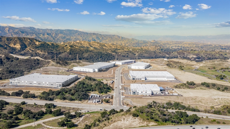 Best 15 Landscape Contractors In Santa Clarita Ca Houzz